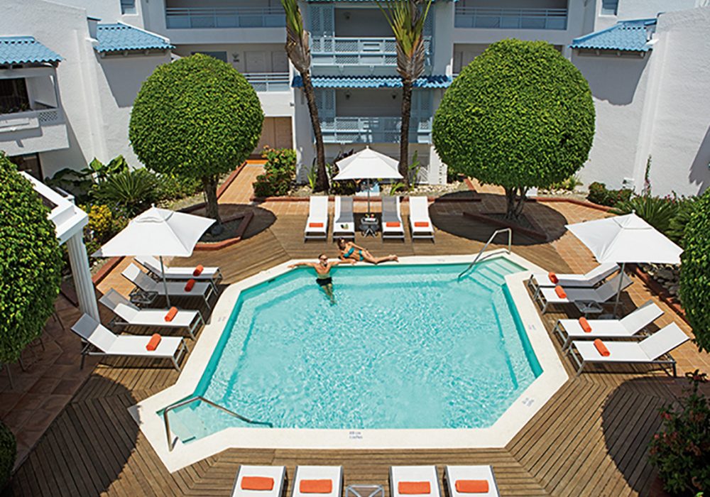 SUPOP_SunClub_AdultsPool_2A
